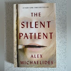The Silent Patient by Alex Michaelides